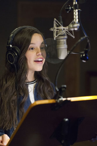 Elena of Avalor: Jenna Ortega