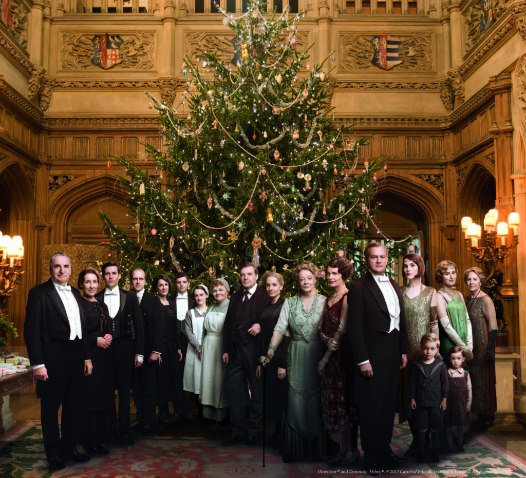 DOWNTONABBEY_S6 Christmas Key Art_no TT