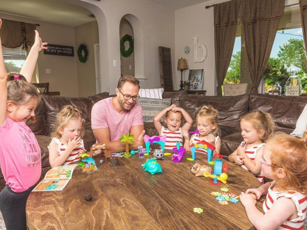 outdaughtered-family-plays-learning-resources-coding-critters