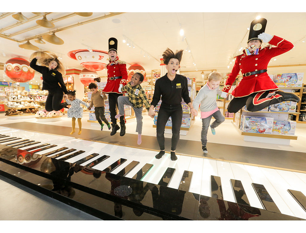 fao-schwarz-selfridges