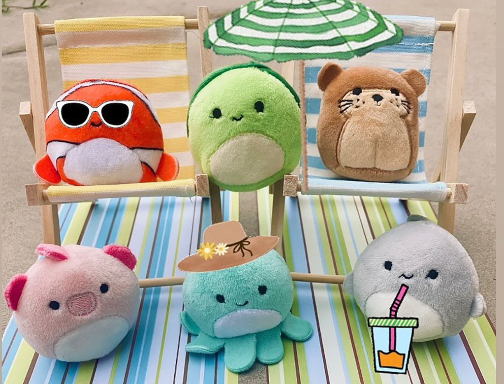 Squishville display : r/squishmallow