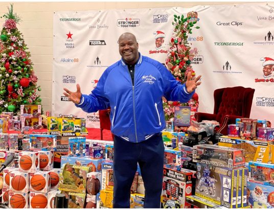 Shaq-a-Claus-McDonough