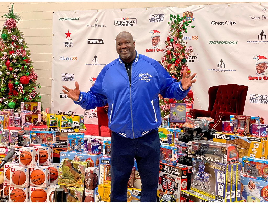 Shaq-a-Claus-McDonough