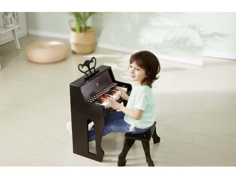 Hape Learn With Lights Piano Wins Circana's Topselling Toy Award aNb